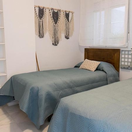 Ferienwohnung Titan, Edificio Hipercor, Con Parking Huelva Exterior foto