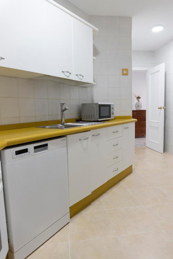 Ferienwohnung Titan, Edificio Hipercor, Con Parking Huelva Exterior foto